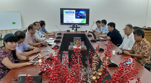 GIẢI PHÁP NHÀ THÔNG MINH, LÀM CHỦ ĐỒ VẬT BẰNG GIỌNG NÓI