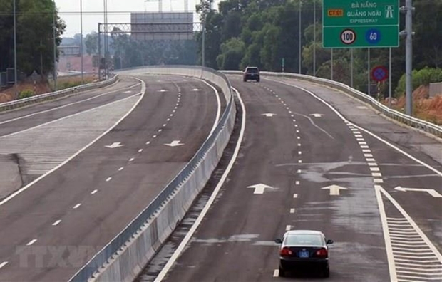 VEC SẼ TIẾP TỤC SỬA CHỮA, VÁ CÁC Ổ GÀ TRÊN CAO TỐC 34.000 TỶ ĐỒNG