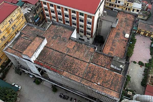 Những việc cần làm để bảo dưỡng mái nhà trước mùa mưa