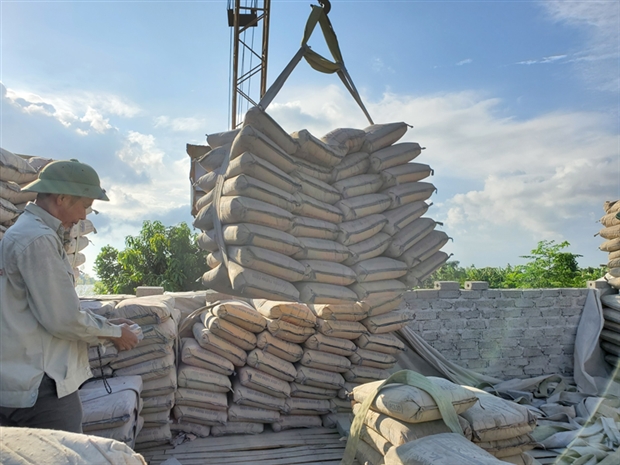 Xuất khẩu xi măng tăng 12% trong 8 tháng đầu năm
